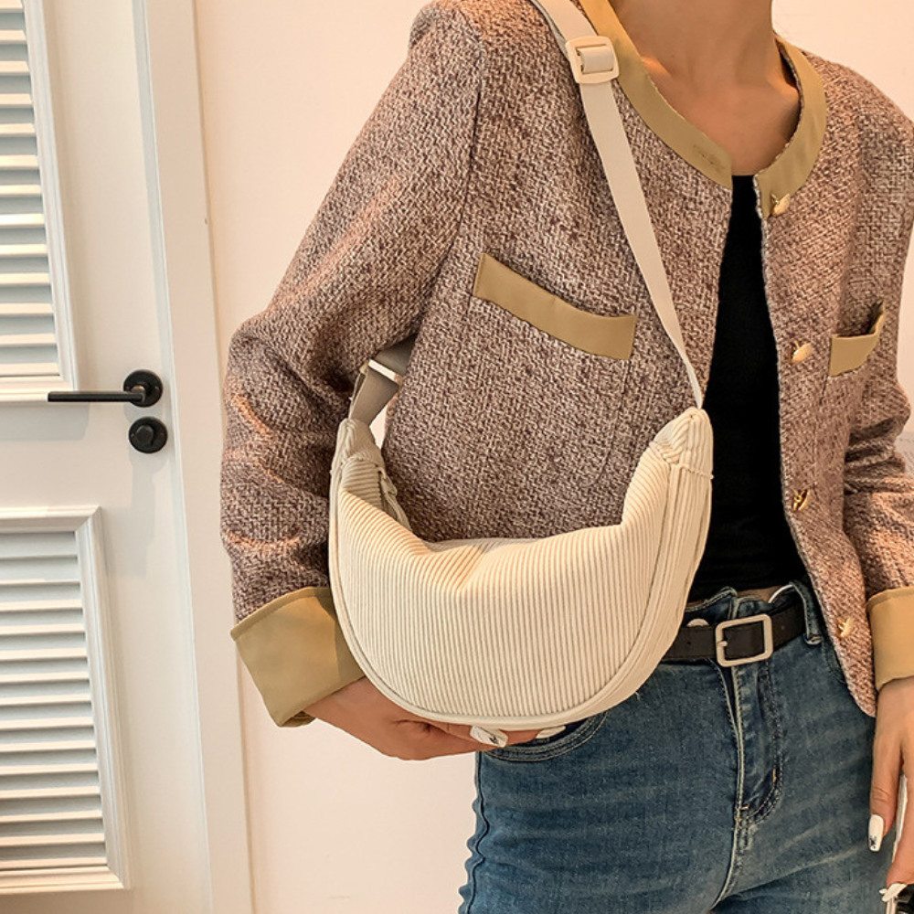 Fanna | Crossbody Belt Bag  - By Qivii