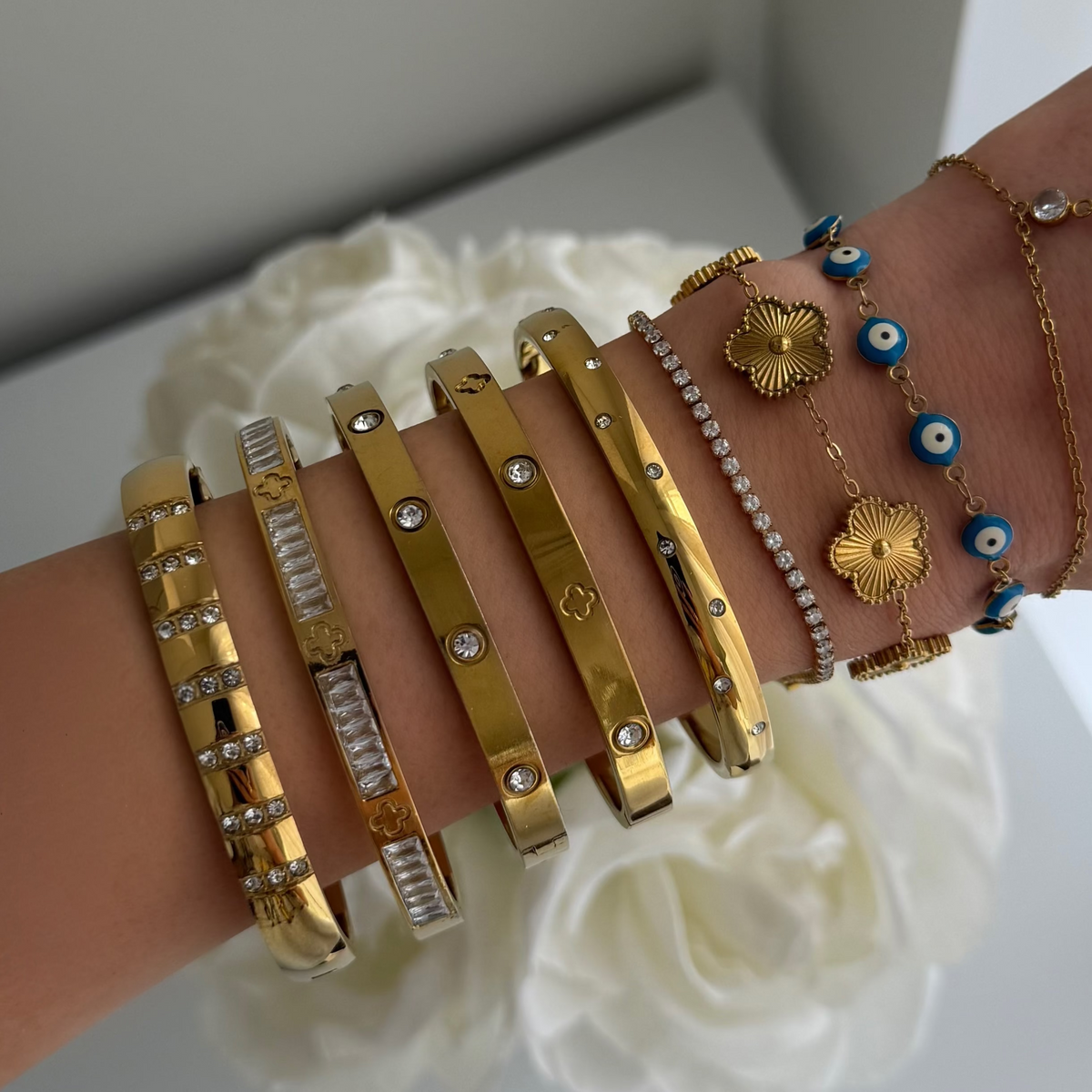 Lucky Glow Bangle | By Qivii