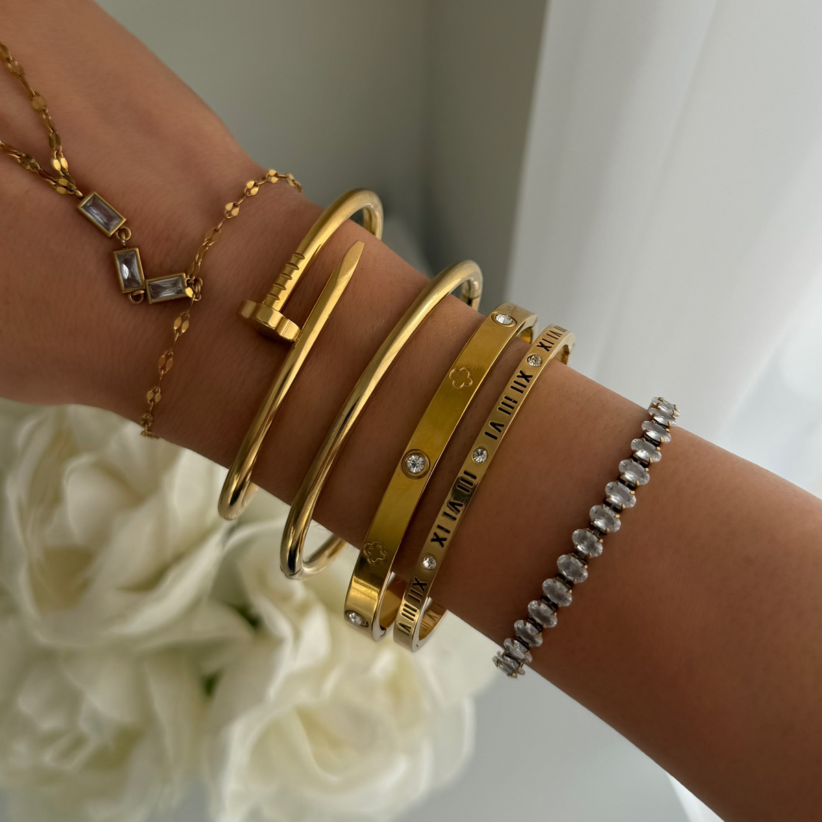 Lucky Glow Bangle | By Qivii