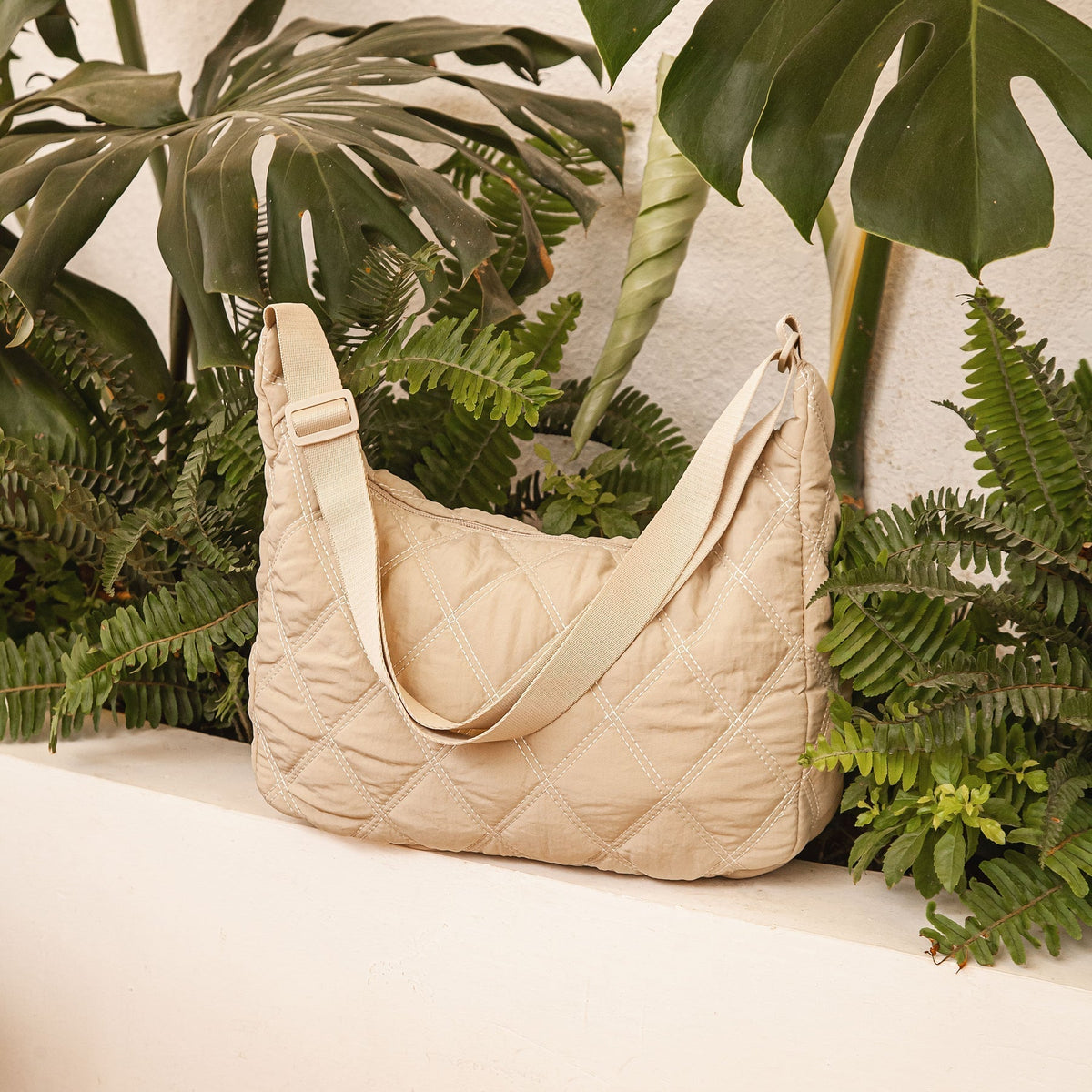 Selvane | Crossbody Bag  - By Qivii