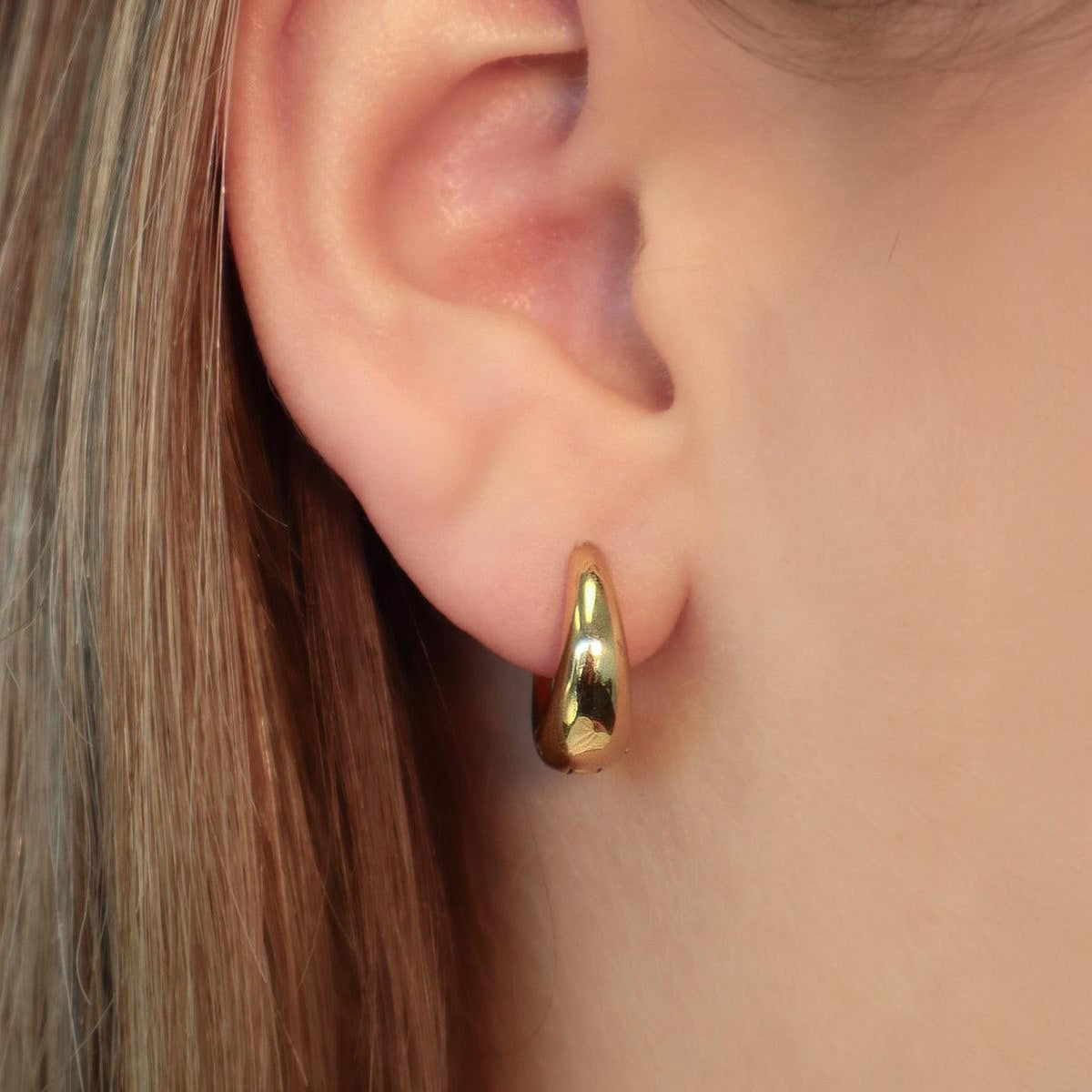 Pretty Princess Hoop Earrings | By Qivii