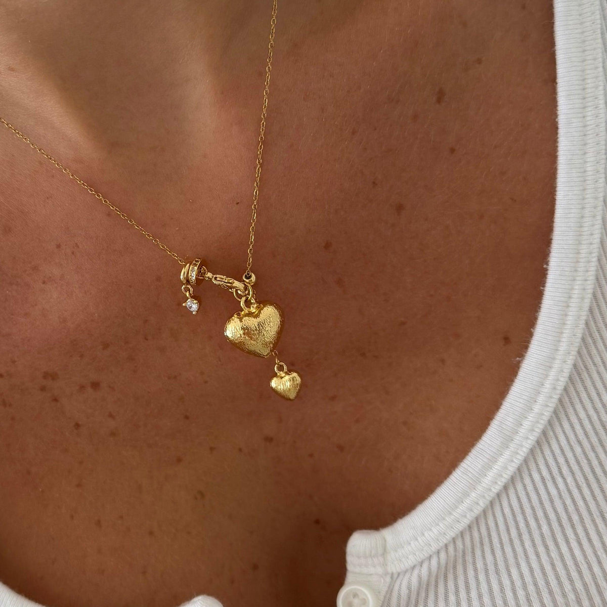 Hearts in Motion Necklace | By Qivii