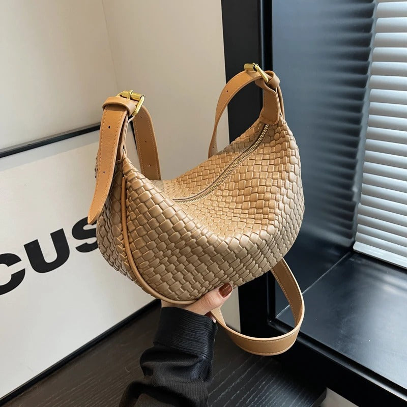 Cynha | Crossbody Bag  - By Qivii