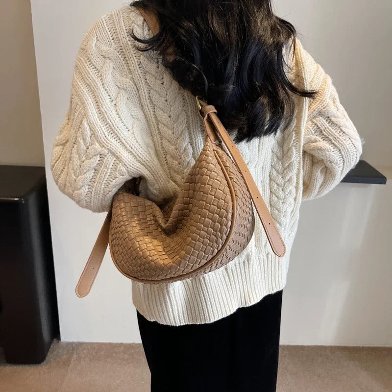 Cynha | Crossbody Bag  - By Qivii