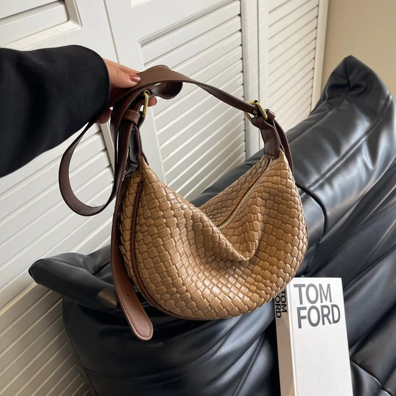 Cynha | Crossbody Bag  - By Qivii