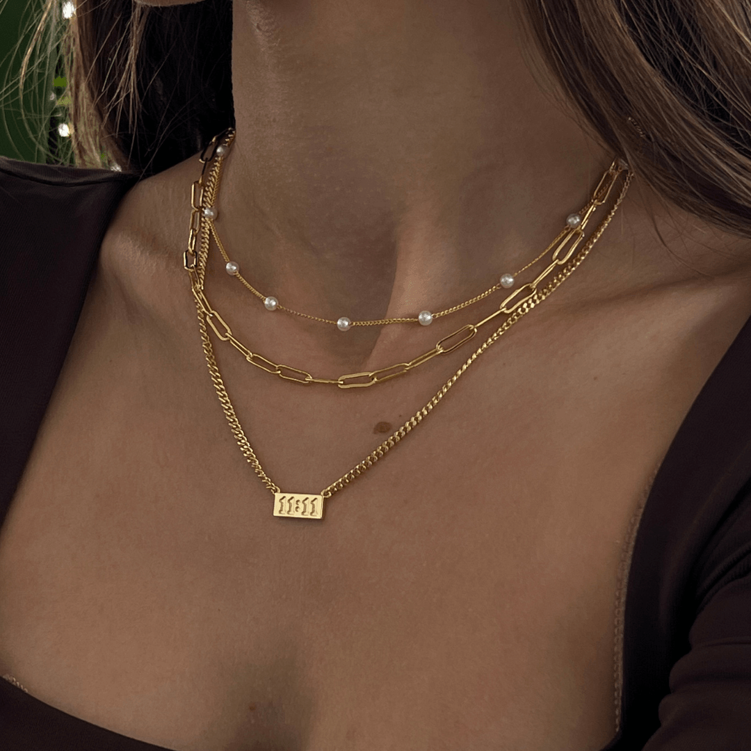 Link Up Necklace | By Qivii