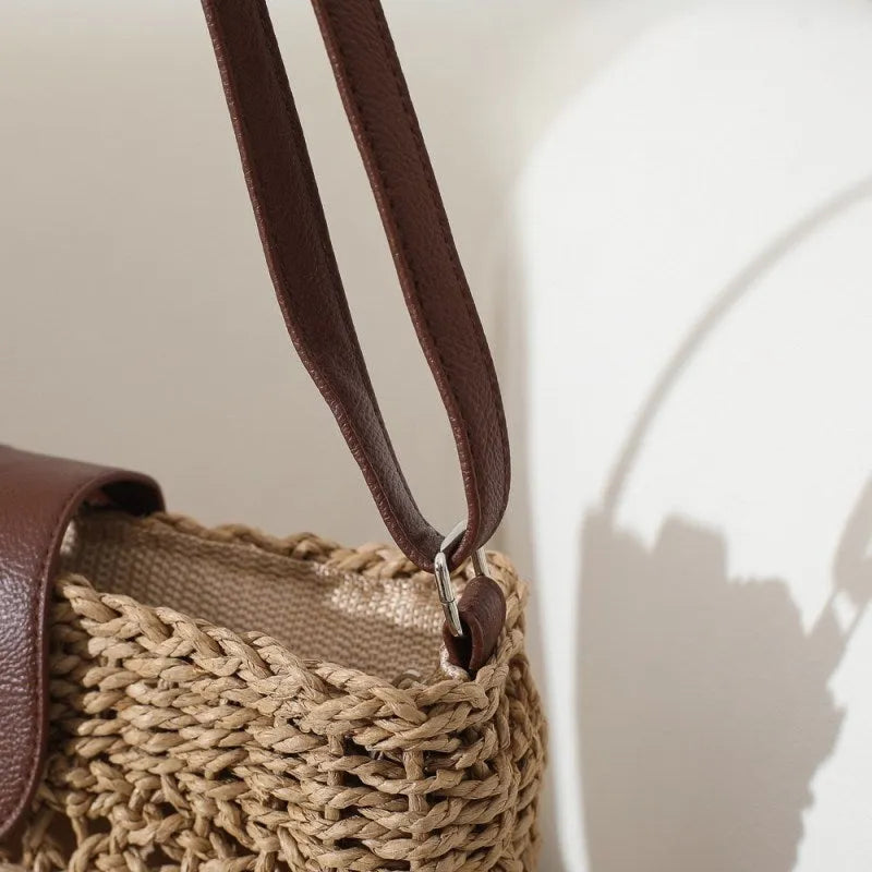 Manna | Crossbody Bag  - By Qivii
