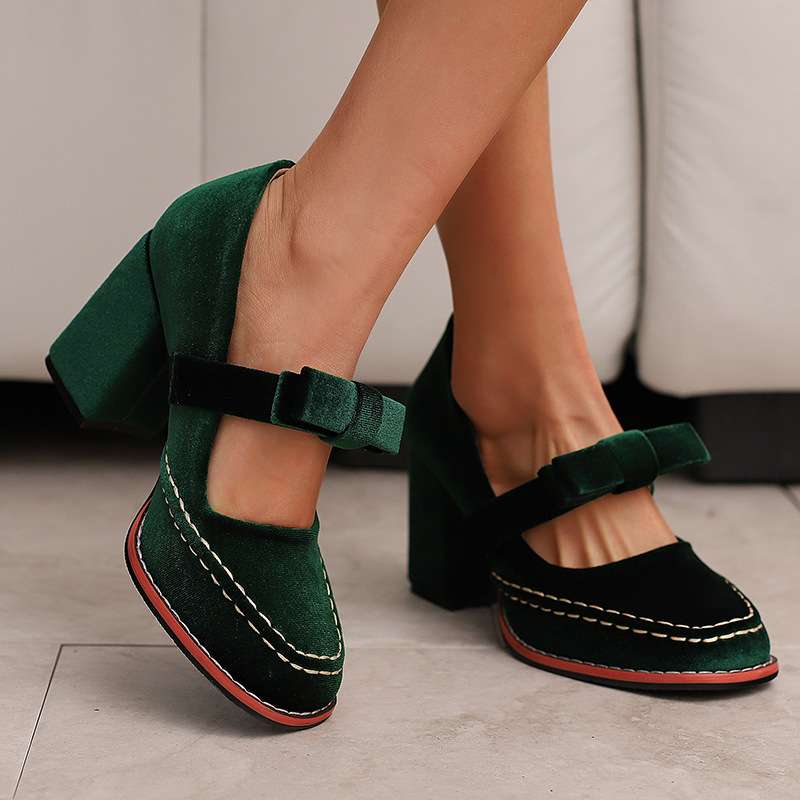 Alessia Velvet Loafers  - By Qivii