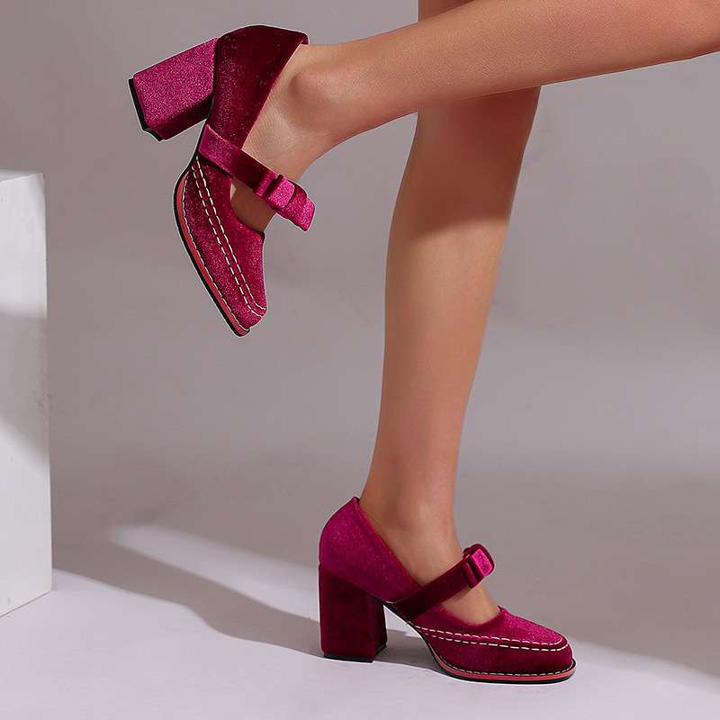 Alessia Velvet Loafers  - By Qivii