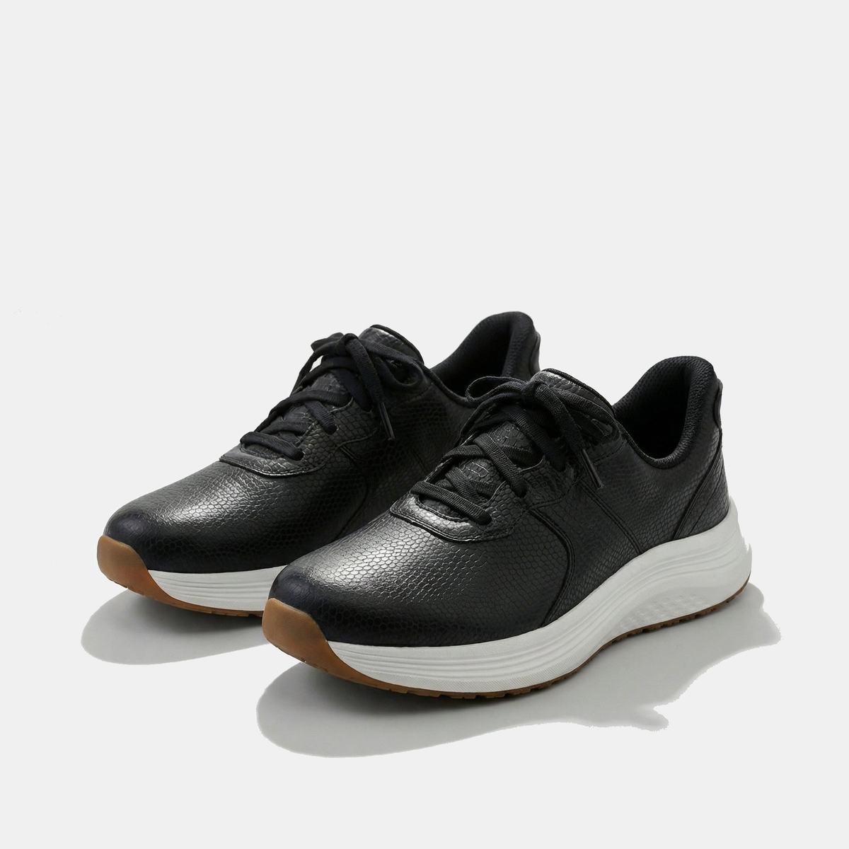 Vera - Der Hands-Free Komfort-Sneaker für aktive Tage  - By Qivii