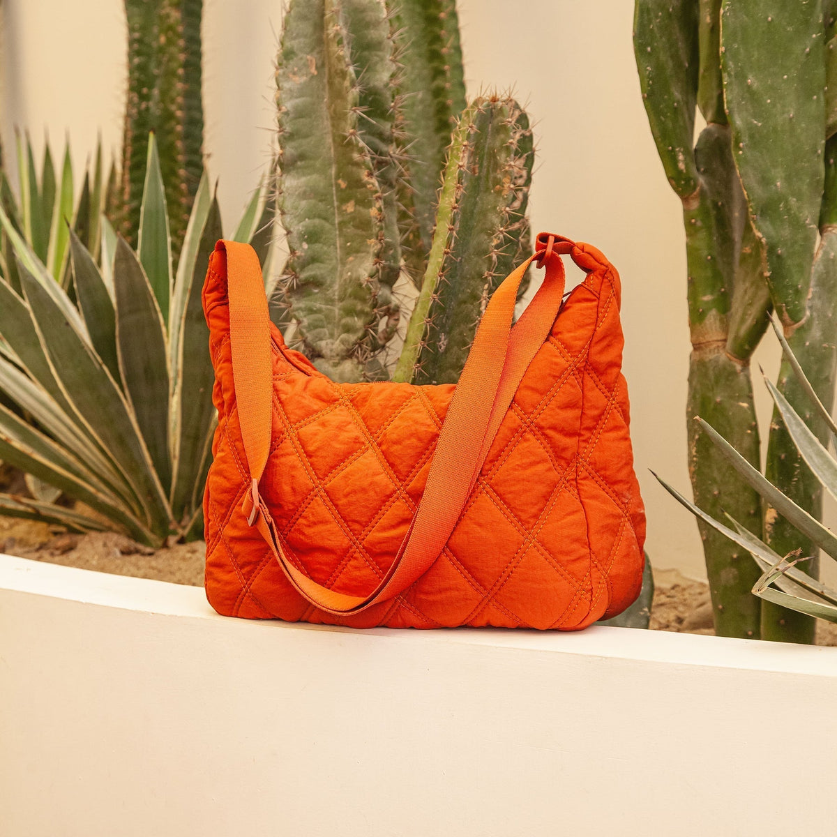 Selvane | Crossbody Bag  - By Qivii