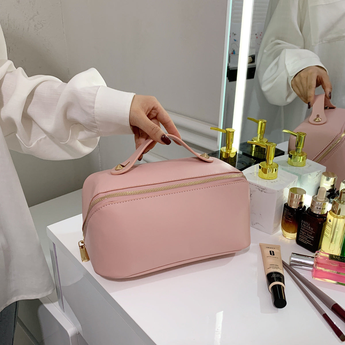 Tinah | Makeup Pouch  - By Qivii