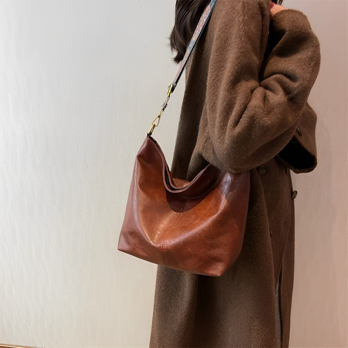 Boyah | Crossbody Bag  - By Qivii