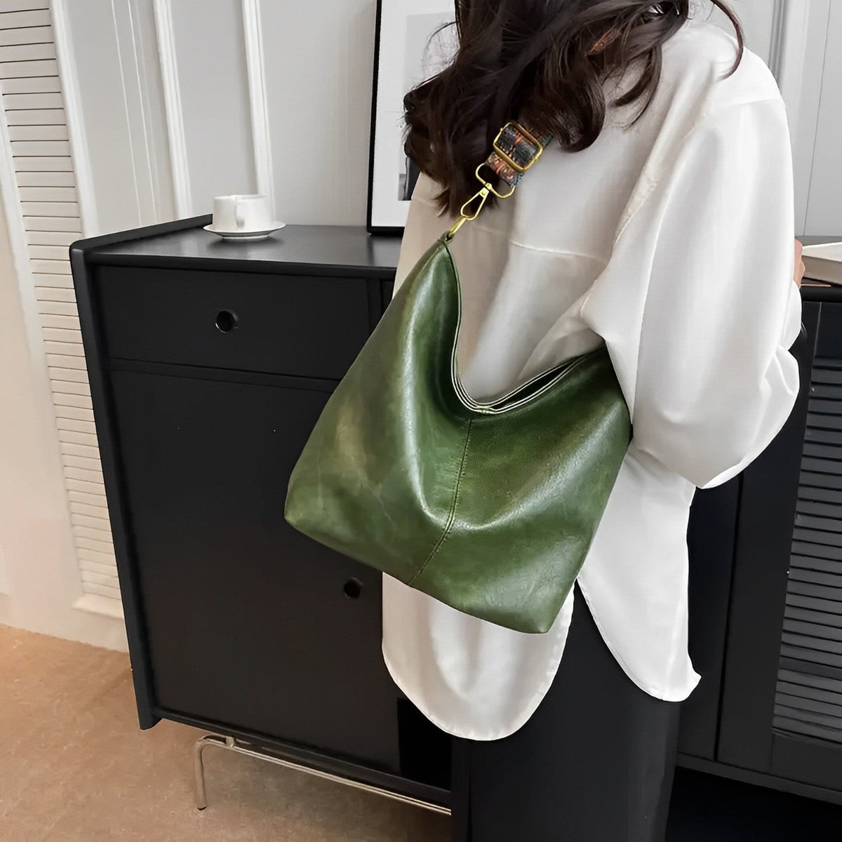 Boyah | Crossbody Bag  - By Qivii