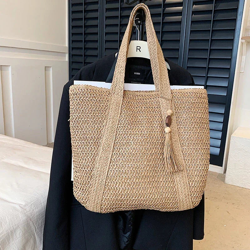 Totah | Tote Bag  - By Qivii