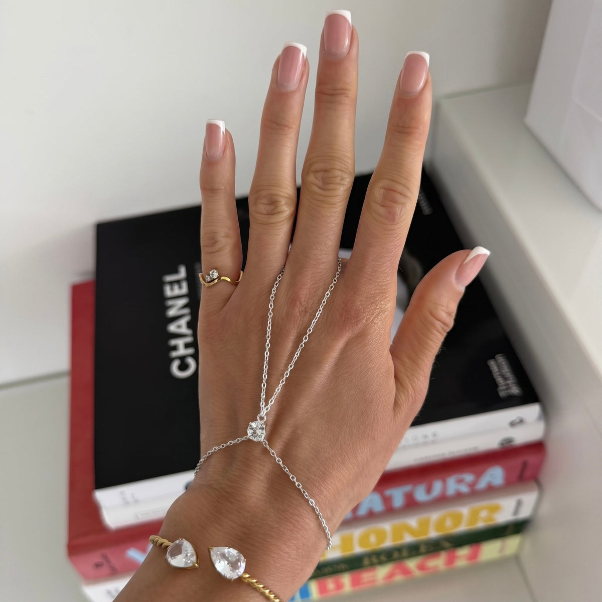 She's A Gem Hand Chain | By Qivii