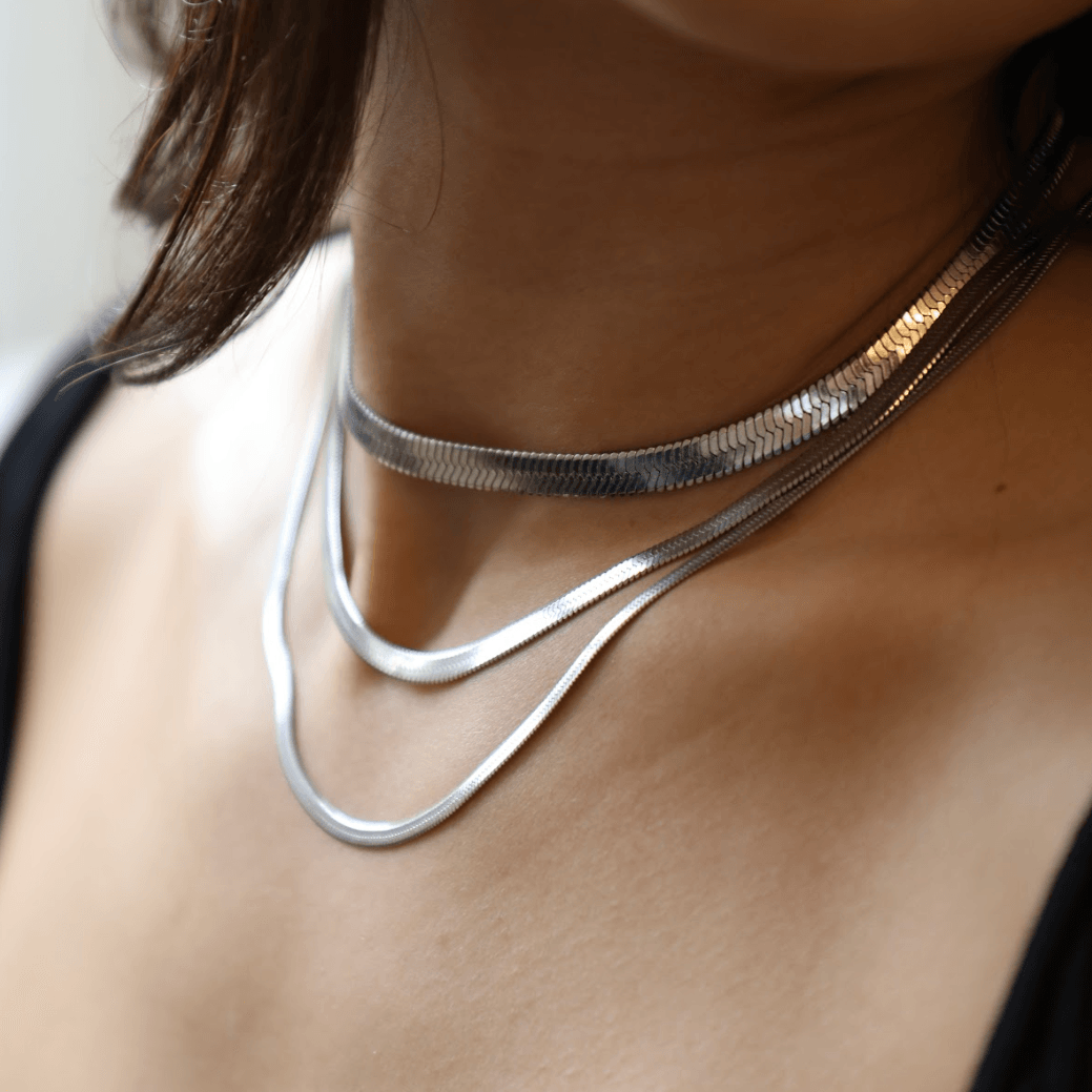 Shining Snake Necklace | By Qivii