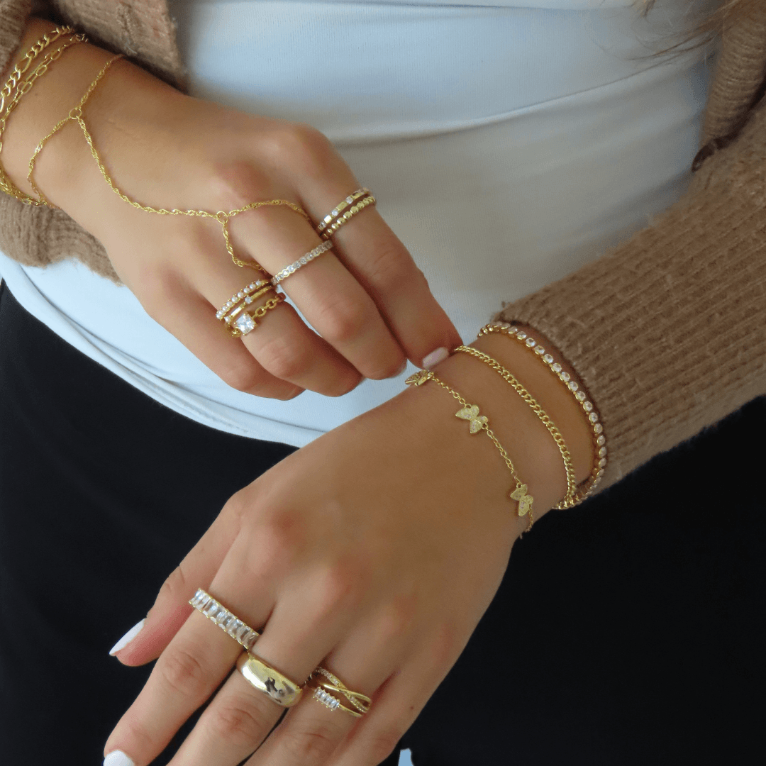 That Girl Hand Chain | By Qivii