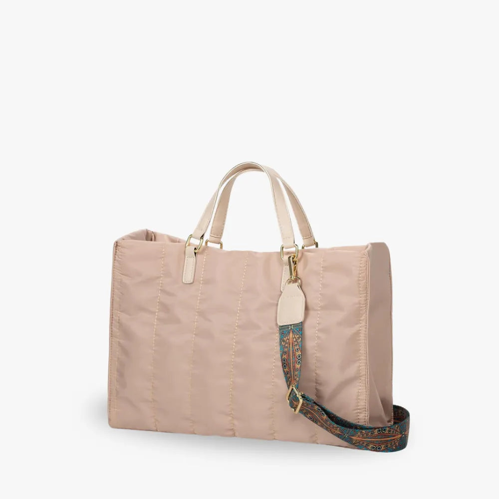Lelah | Tote Bag  - By Qivii