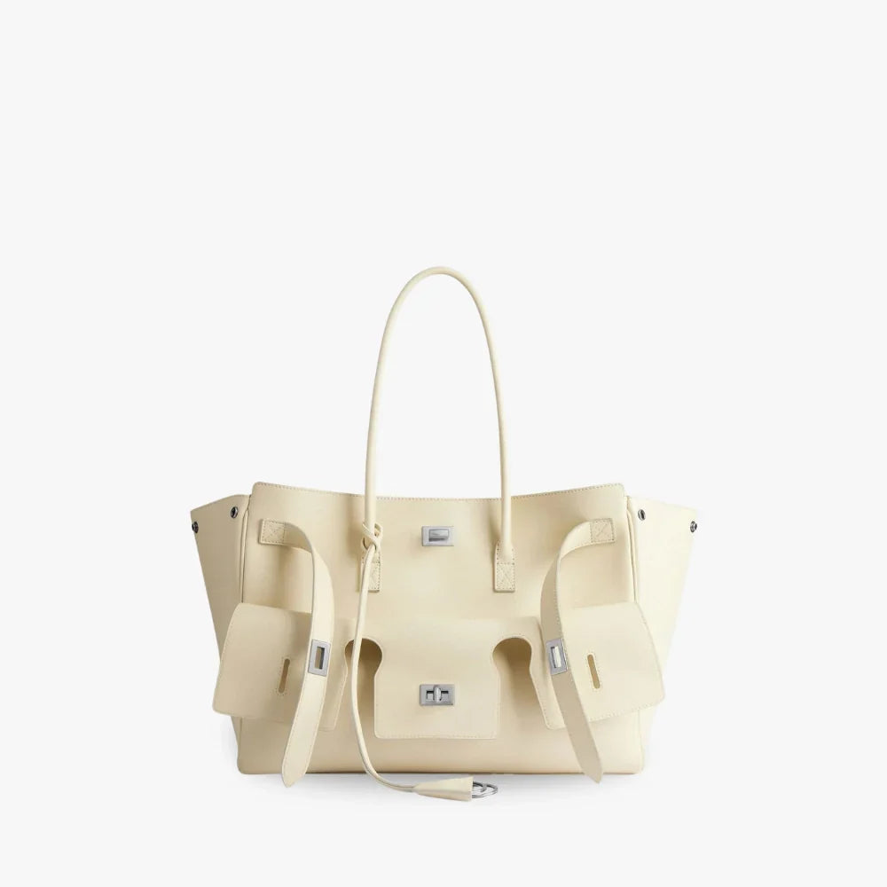 Vola | Tote Bag  - By Qivii