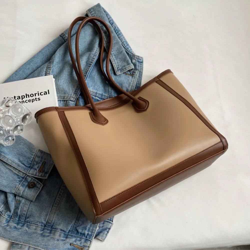 Elora | Tote Bag  - By Qivii