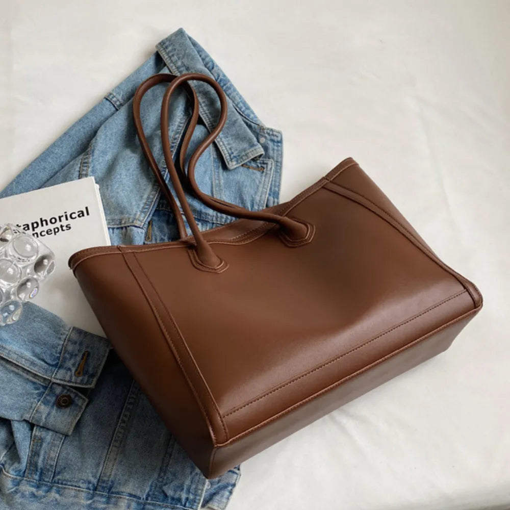 Elora | Tote Bag  - By Qivii
