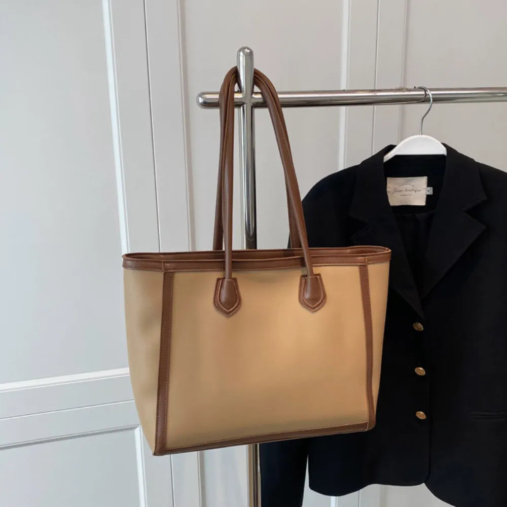 Elora | Tote Bag  - By Qivii