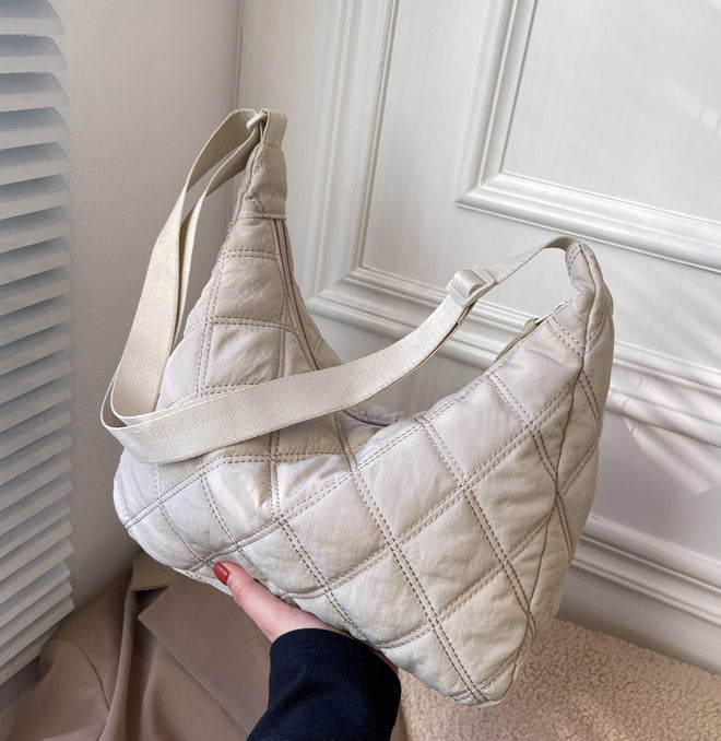 Selvane | Crossbody Bag  - By Qivii