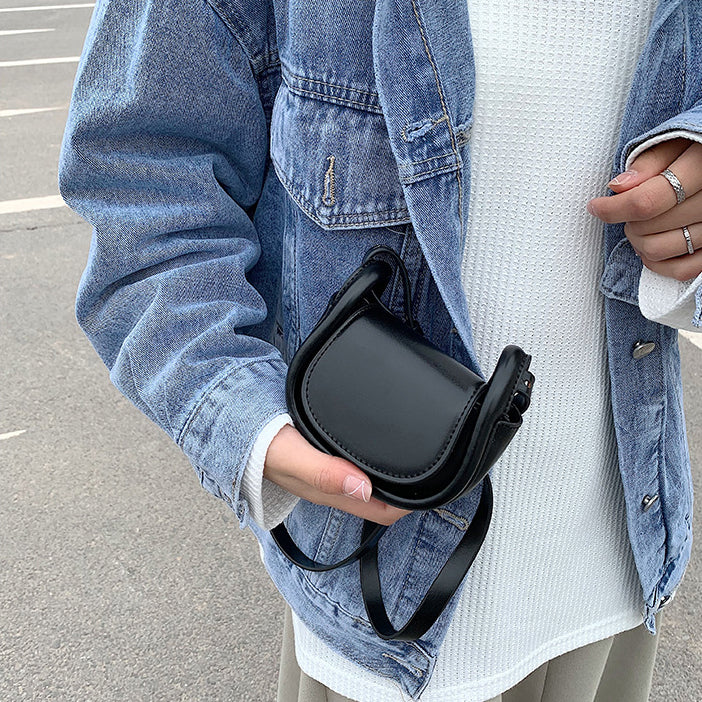Mila | Mini Crossbody Bag  - By Qivii
