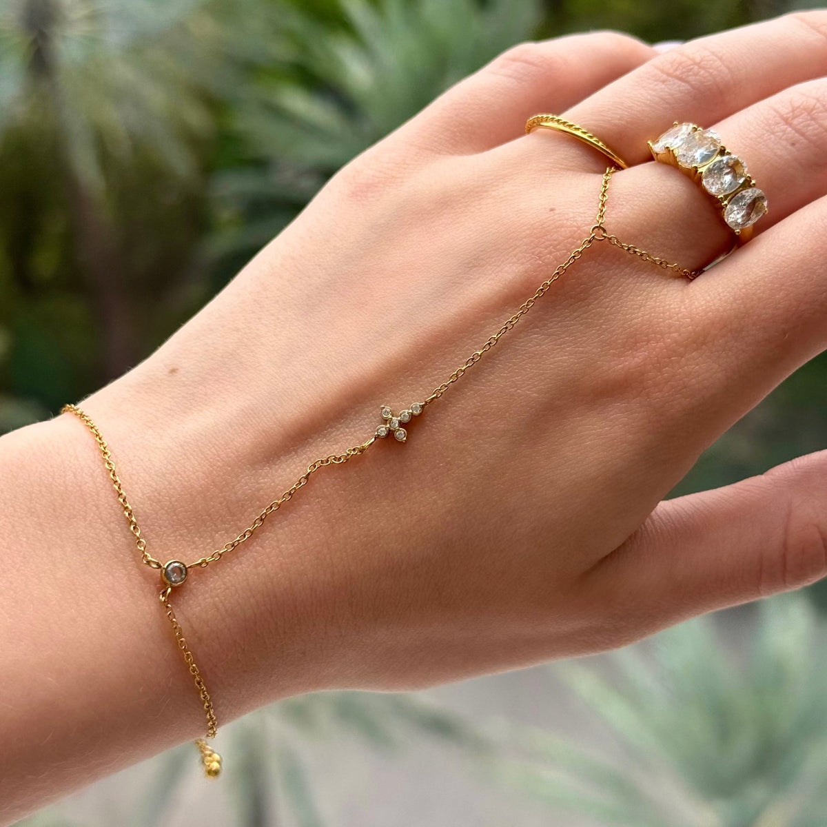 Sunday Angel Hand Chain | By Qivii