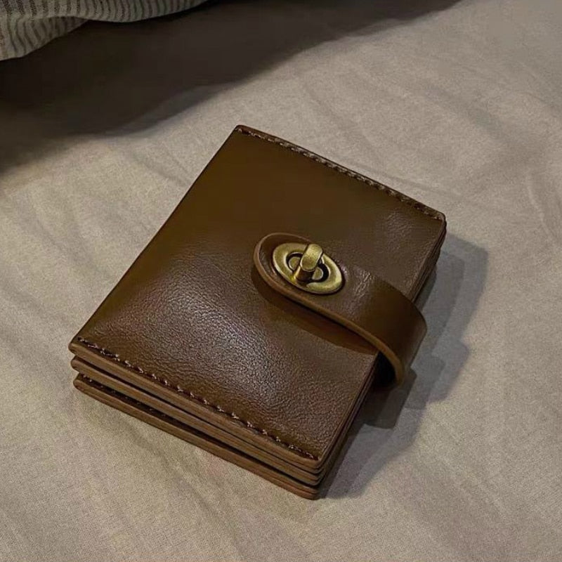 Avoa | Wallet  - By Qivii