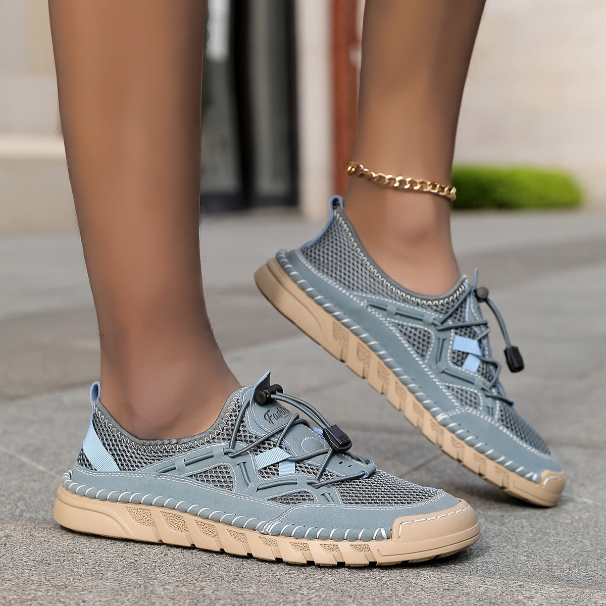 Elara – Der atmungsaktive Komfortschuh  - By Qivii