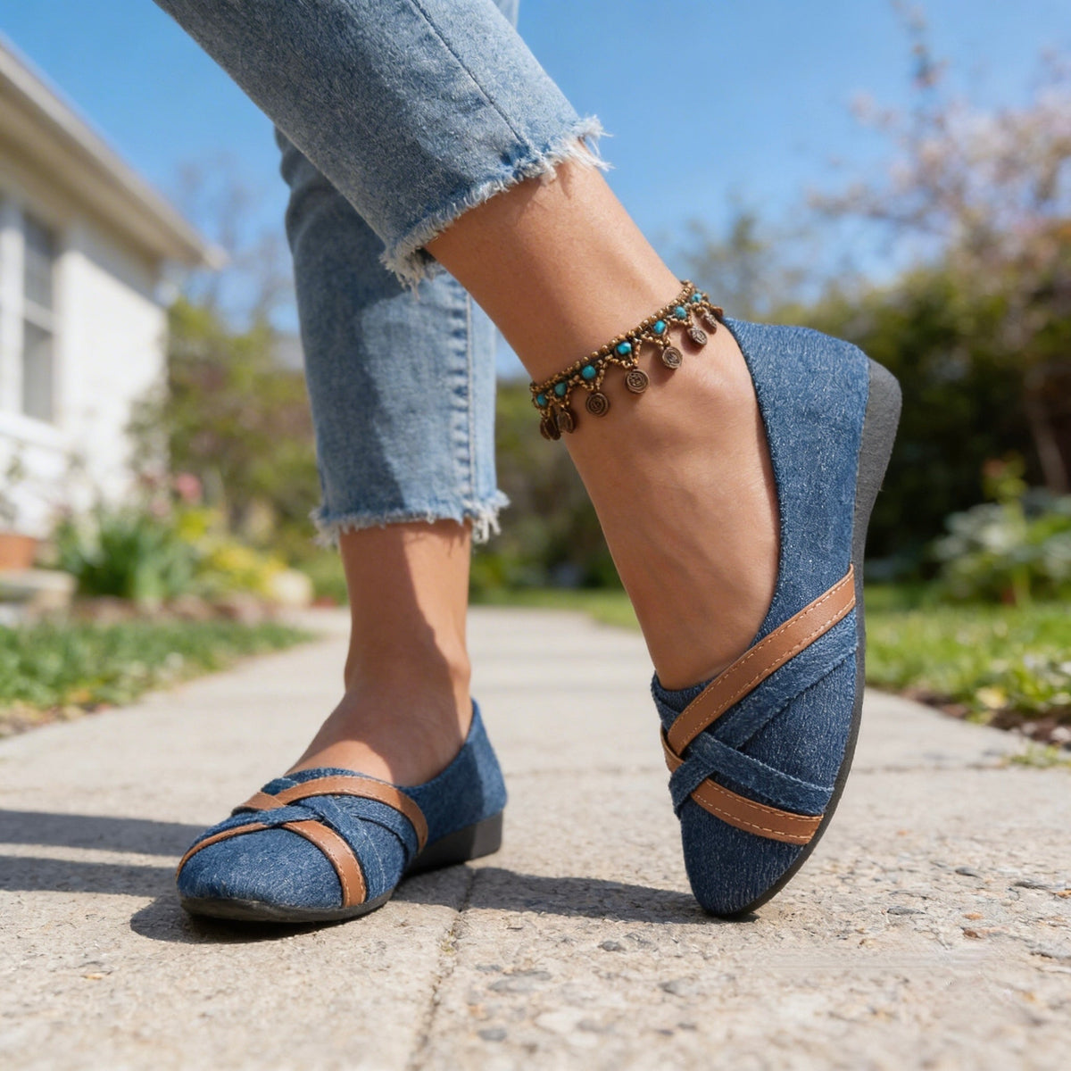Tessa Canvas Soft Flats  - By Qivii