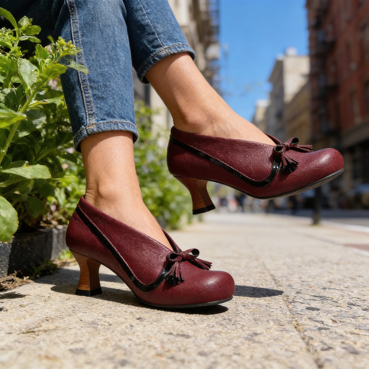 Juliana Collar Pumps  - By Qivii