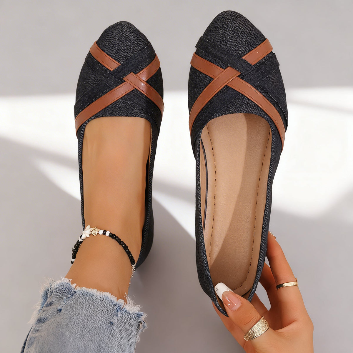 Tessa Canvas Soft Flats  - By Qivii