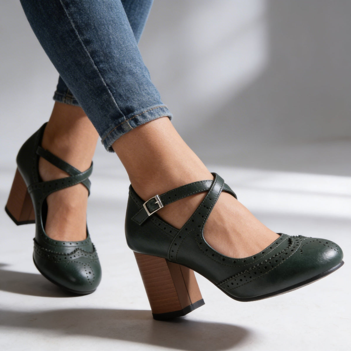 Lilly Brogue Loafers  - By Qivii