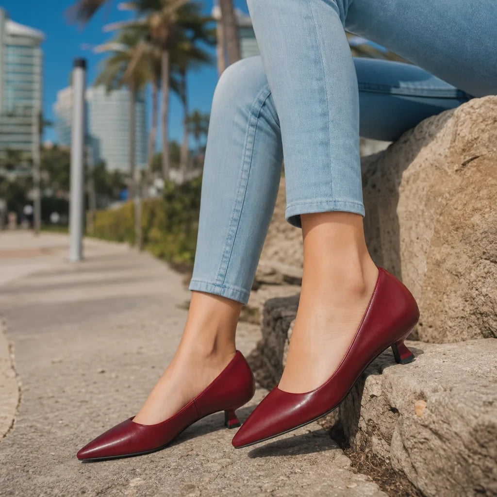 Leyla Pointed Pumps  - By Qivii