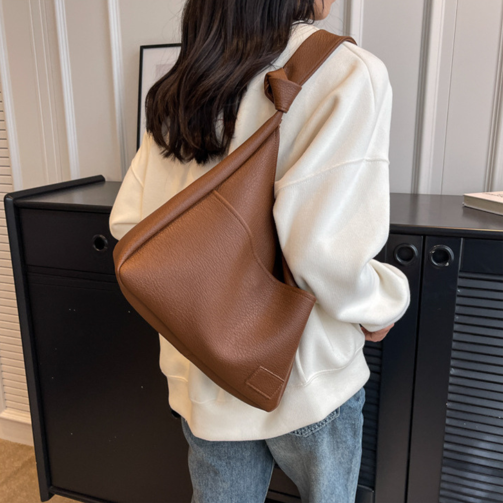 Nava | Hobo Bag  - By Qivii