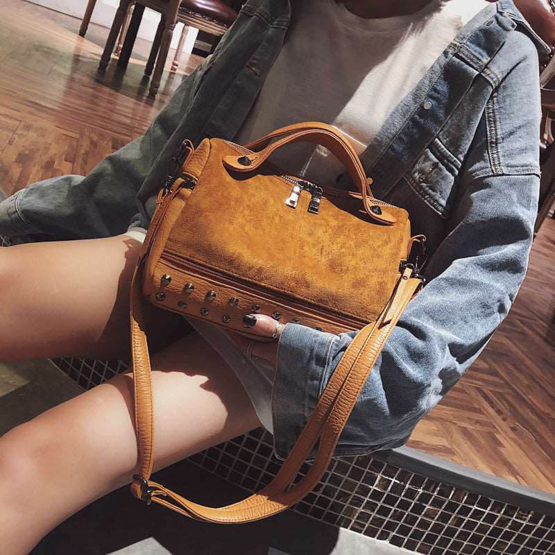 Women's Large Casual Shoulder Tote  - By Qivii