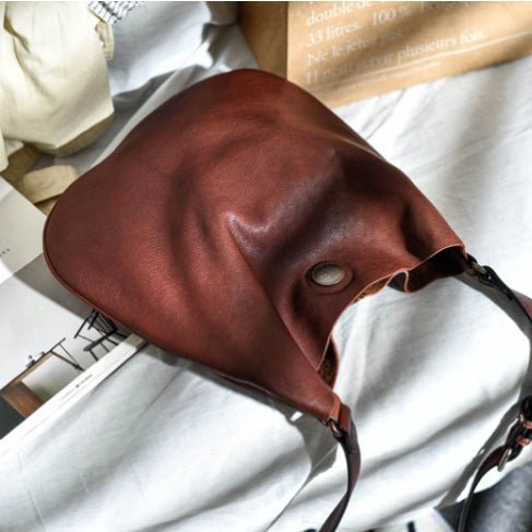 Women's Luxury Retro Leather One Shoulder Messenger Bag  - By Qivii