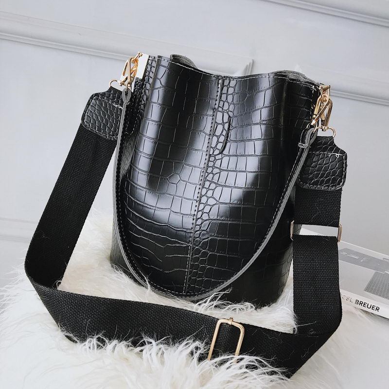 Women's Retro Reptile Bucket Bag  - By Qivii