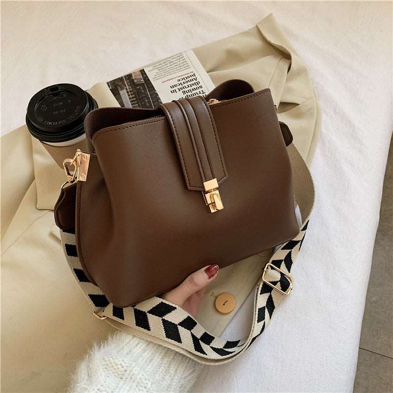 Women's Wide Shoulder Strap Bucket Bag  - By Qivii